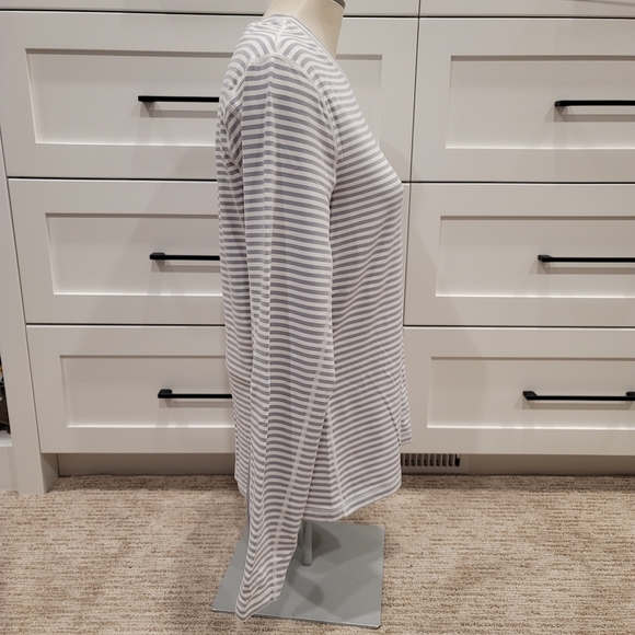 Lululemon Pullover Sweatshirt - Picture 3 of 5